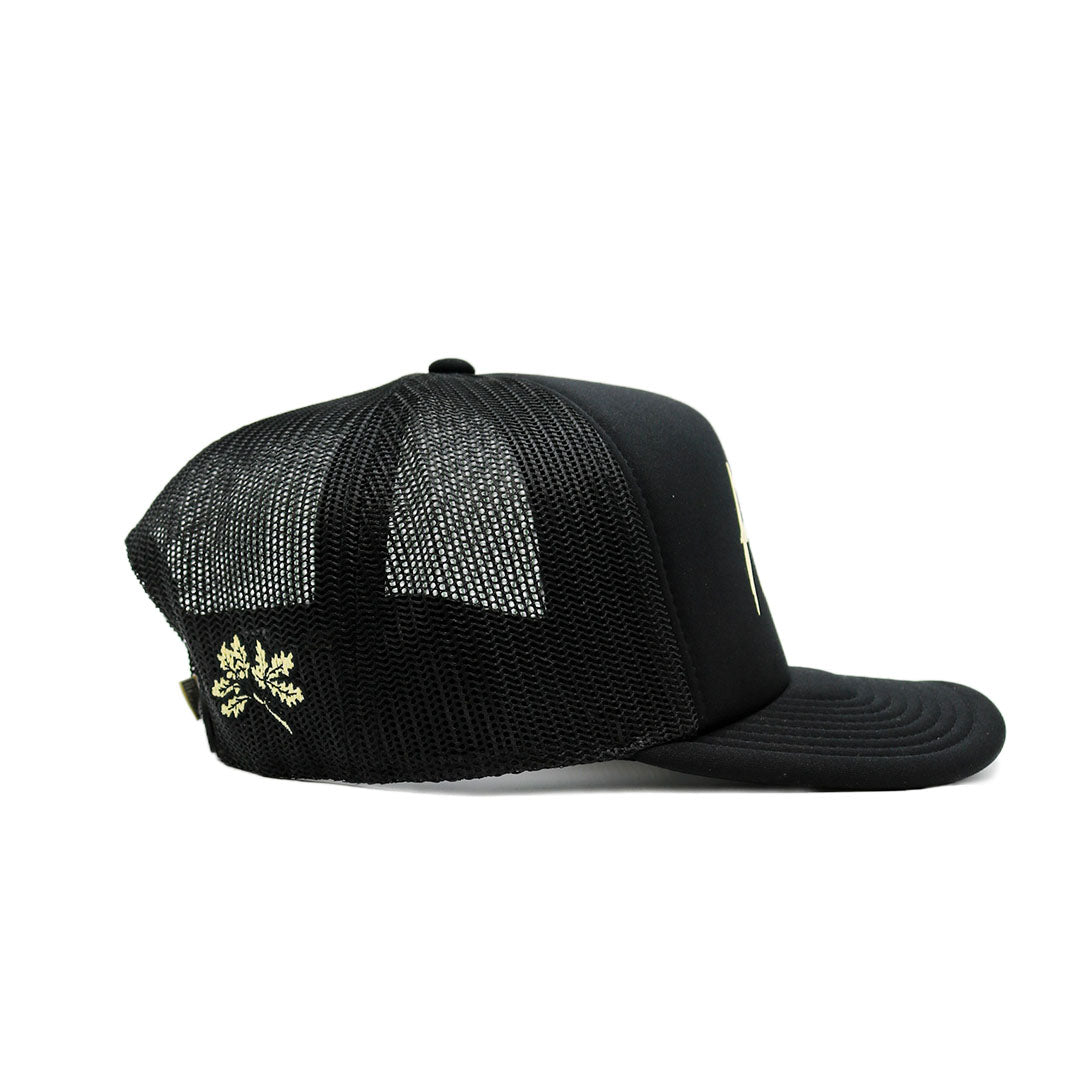 Staple Cream Trucker